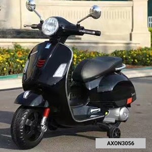 اسباب بازی موتور شارژی وسپا متالیک دو موتور AX3056_اسباب بازی موتورشارژی